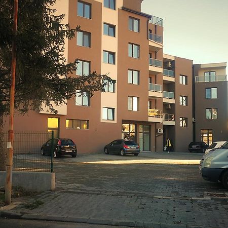Kalina Apartment Kazanlŭk Buitenkant foto