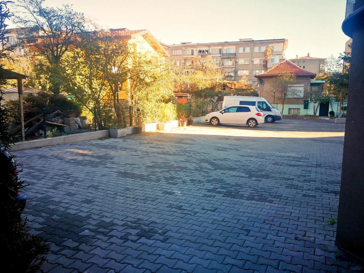 Kalina Apartment Kazanlŭk Buitenkant foto